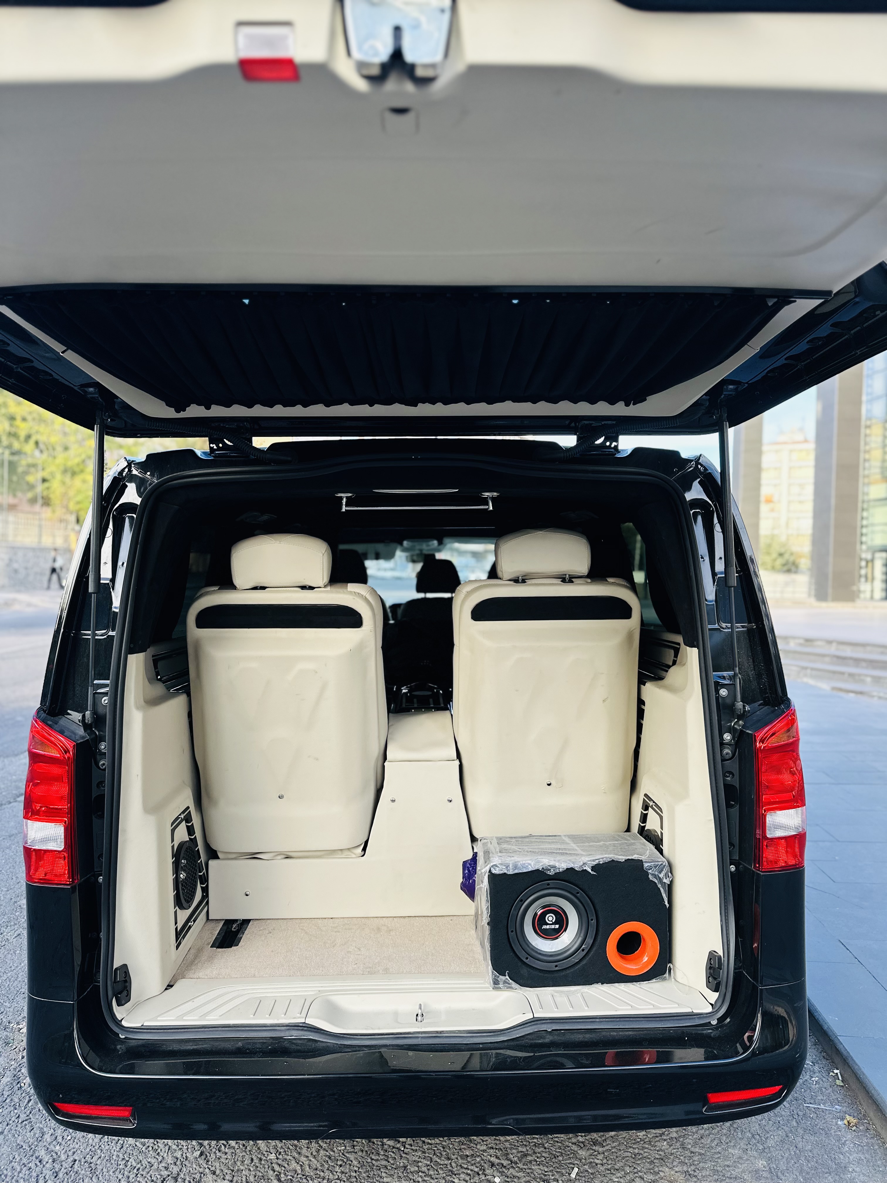 Mercedes Vito VIP